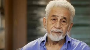 Naseeruddin Shah addressing media on truth and artistic freedom